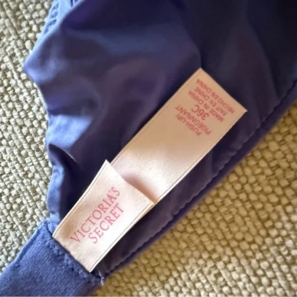 Victoria’s Secret push up Blue Women's Bra - Picture 4 of 4